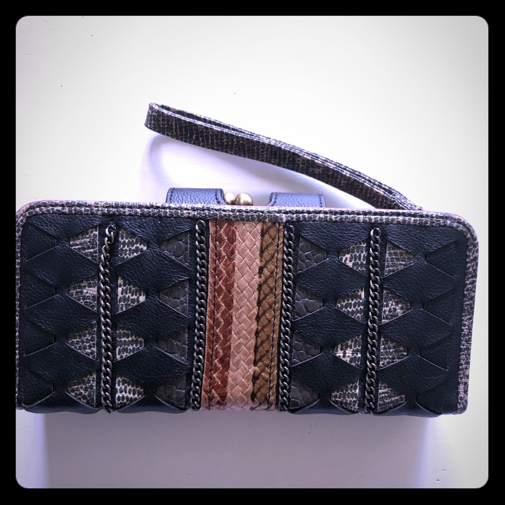 Wallet wristlet purse Nicole lee snakeskin